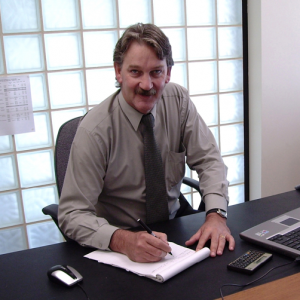 Mr Peter Nelligan